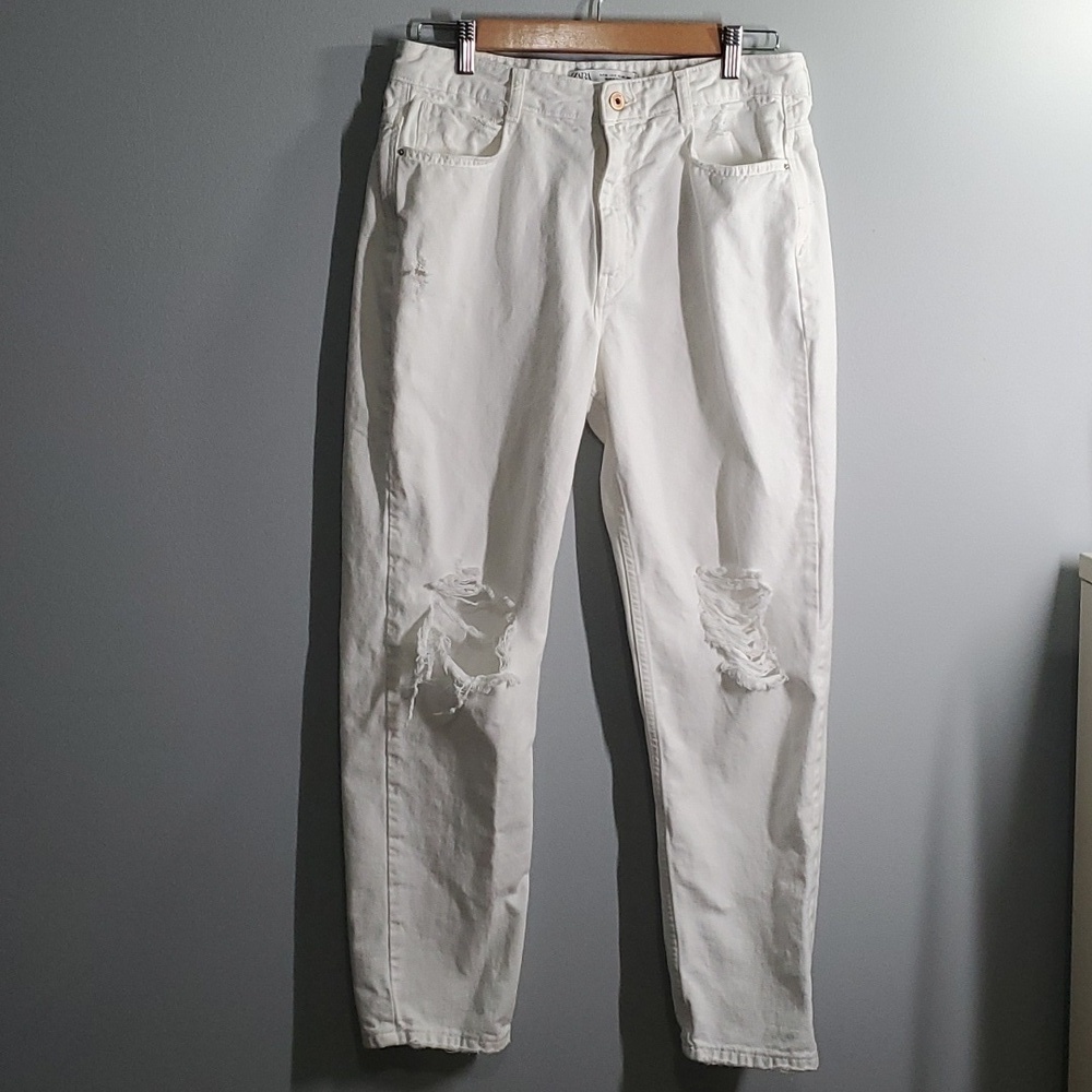 Zara jeans women's size 6 white ripped holes distressed destroyed‎